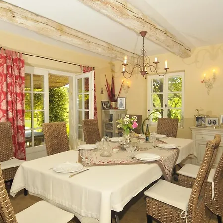 Bastide Saint Restitut 别墅